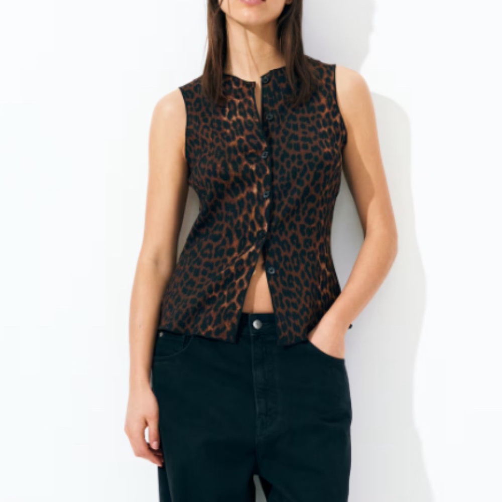 H&M Leopard Print Sleeveless Top